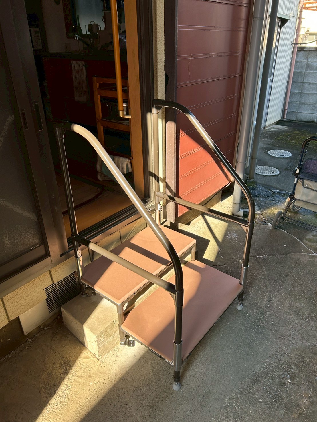 段差解消(両手すり付ステップ台２段)