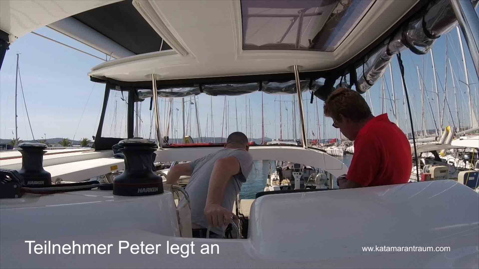 Peter docks backwarts to the Jetty