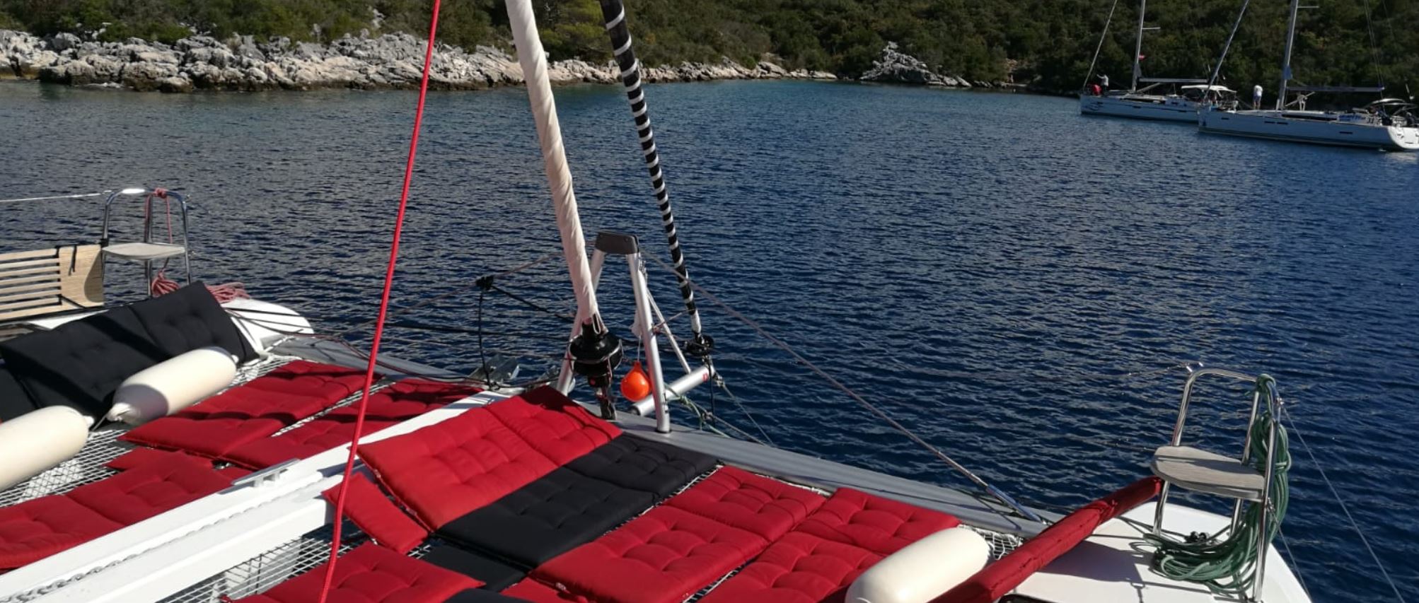 Polster auf das Trampolin für Segelurlaub