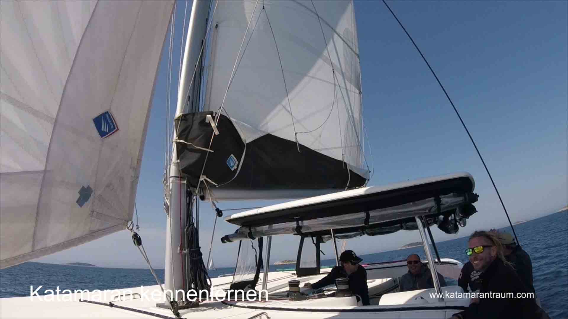 Putting up the mail sail