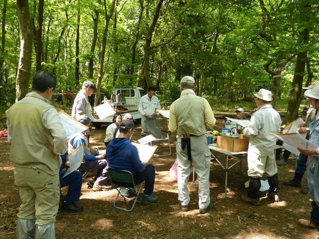 移植作業前の打合せ