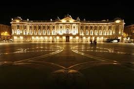 PLACE DU CAPITOLE