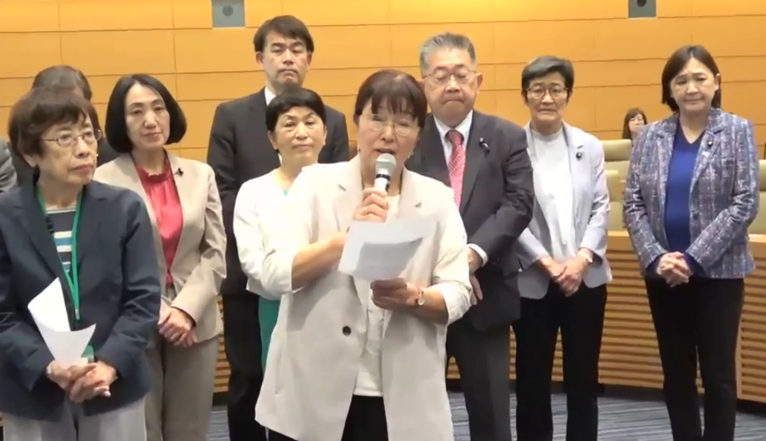 4.22政府との意見交換会を開催しました