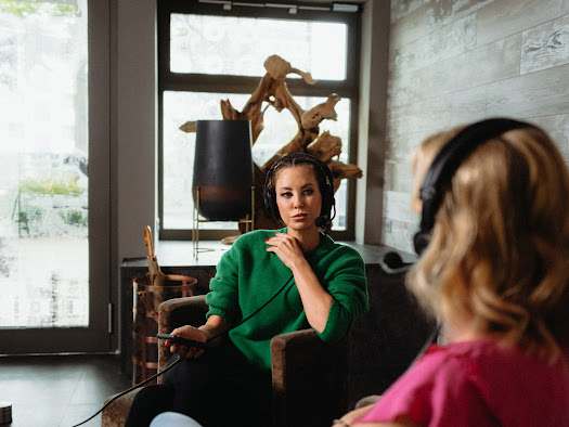 Sandy Meyer-Wölden und Viola Herrmann