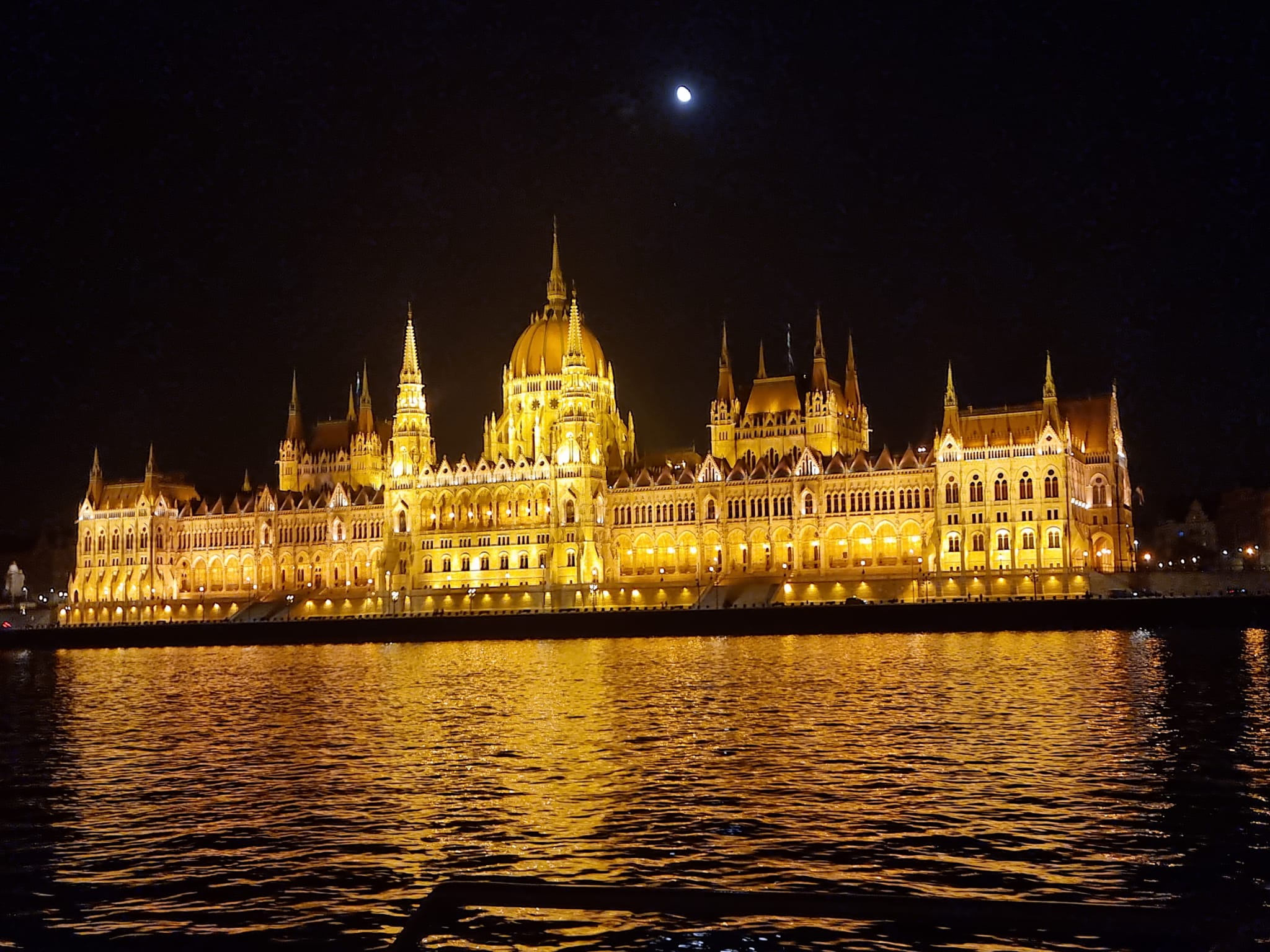 Viadi a Budapest 2022 - Ils Vagabunds Sedrun