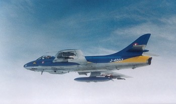 Blue Hunter J-4007, 1989