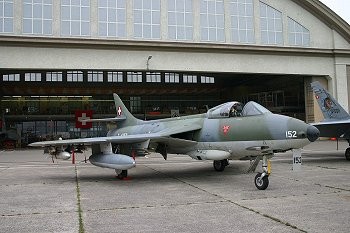 Hunter J-4152 Robin Hood, Fliegermuseum Dübendorf