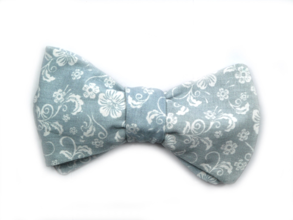Herren Anzug Schleife grau blaues Blumenmuster zum selberbinden – Selbstbinder