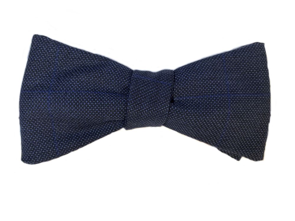 Fliege blau Querbinder mit Muster