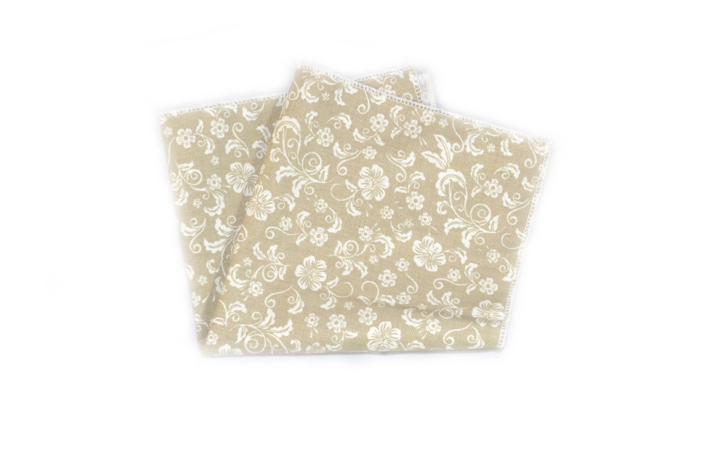 beige braunes Einstecktuch blumen