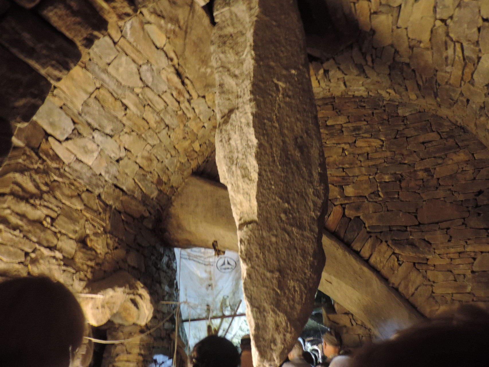 die neue Eventhöhle unter den Himbeeren und hinter der Theke