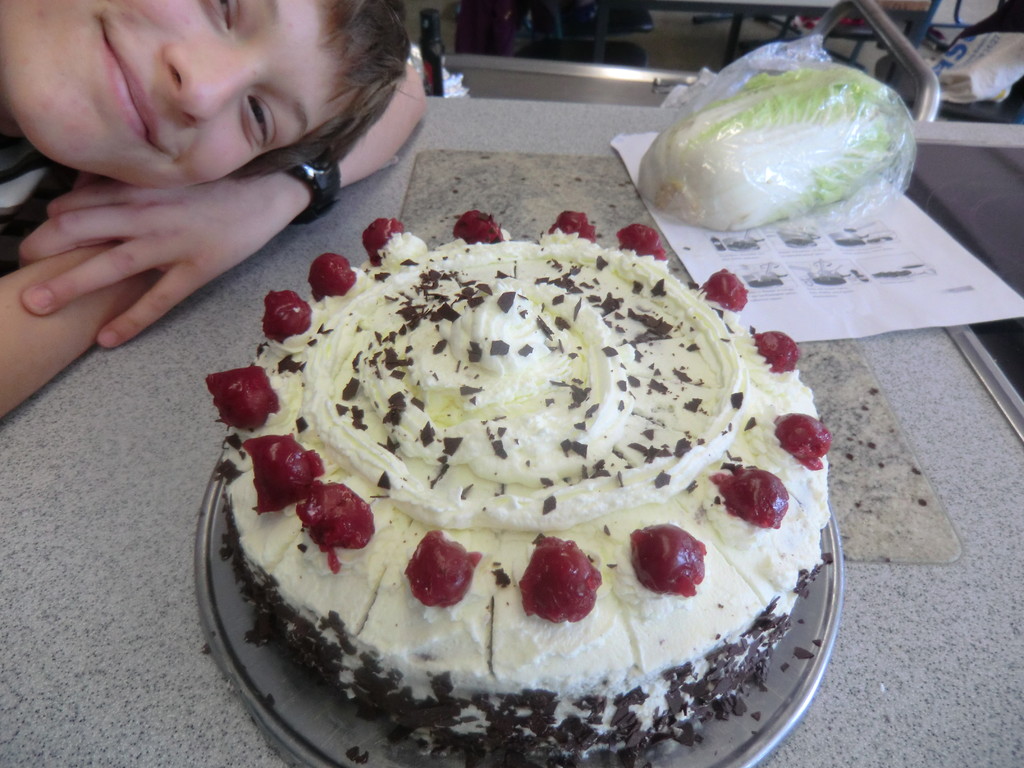 Schwarzwälder Kirschtorte entstanden im Kochkurs