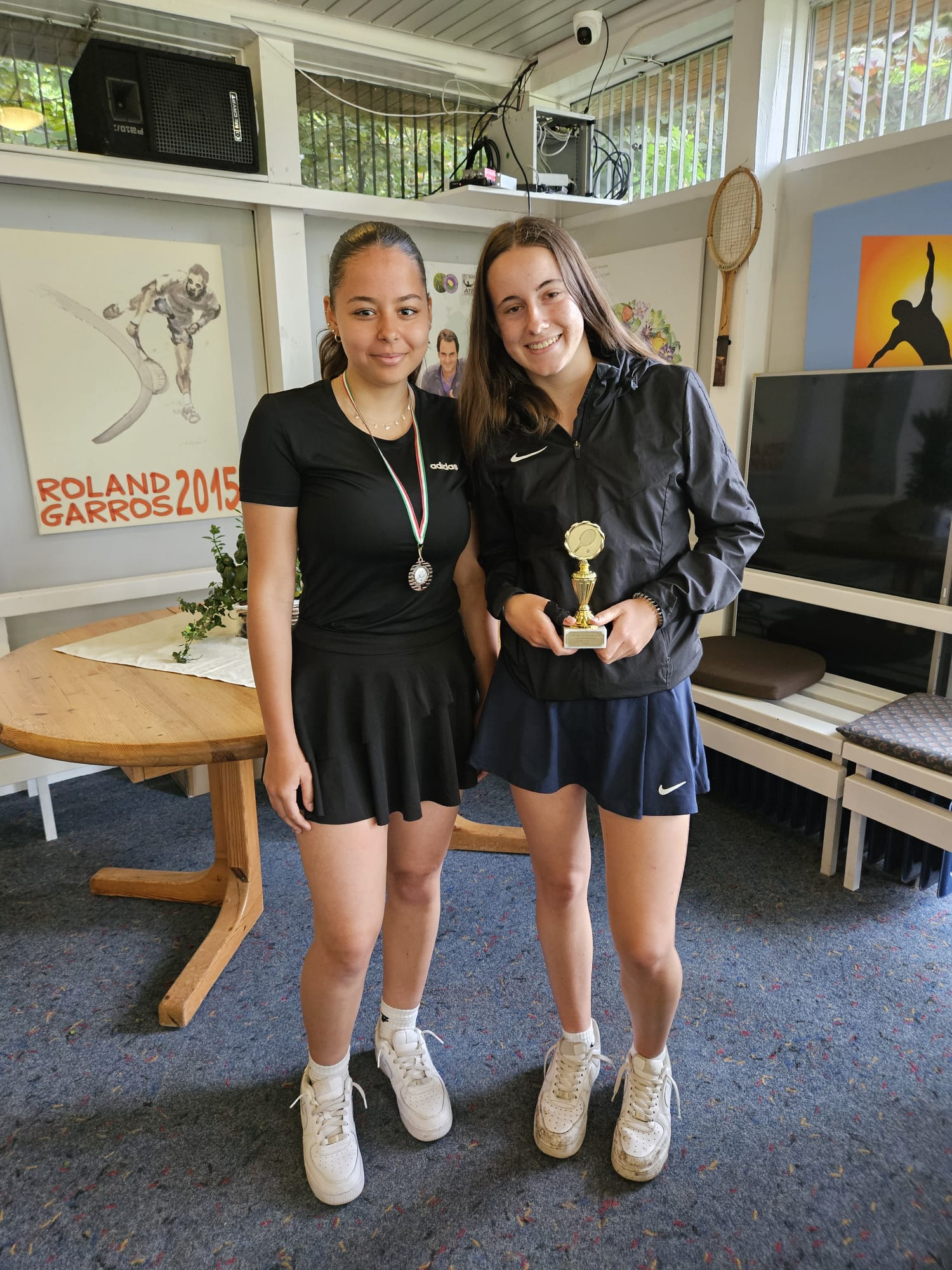 Regionsmeisterschaften Sommer 2024-U18 Charlotte Engel 3. Platz, Leila Lehmann 4. Platz