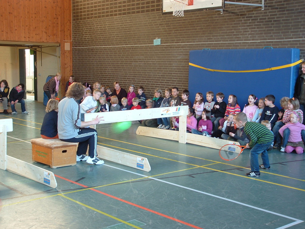 Schultennis in Grundschule Reppenstedt