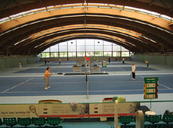 Tennishalle