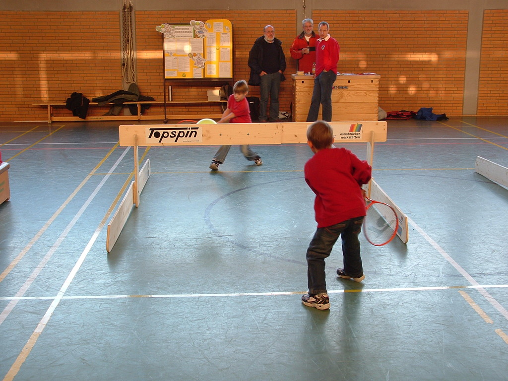 Schultennis in Grundschule Reppenstedt