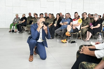 Gesichter des Lebens Fotoausstellung im Ausbildungszentrum des Cyber- und Informationsraum der Bundeswehr