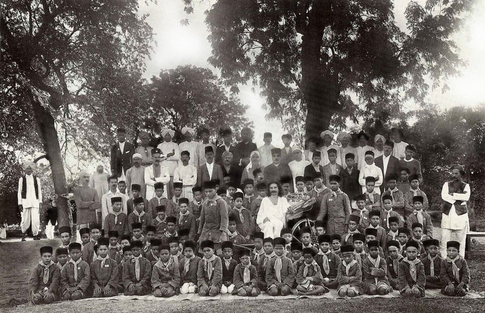 1928 - Meher Baba & the Meher Ashram students, Toka, India. Image rendition by Anthony Zois.