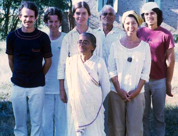 U.Meherabad, India. Mansari in 1973 & Jeff Wolverton., Bob Street, Louise, & — with Ron Greenstein
