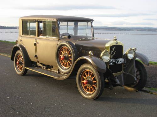 Delia owned a 1927 DeDion Bouton at the time she met Baba