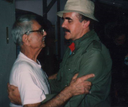 Arsenio with Eruch Jessawala in India.
