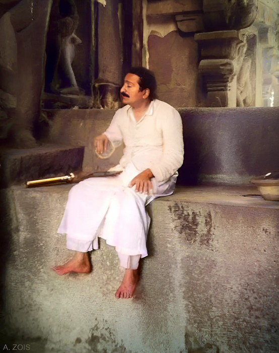 1938 : Meher Baba at the Ellora Caves, MS., India. Image rendition by Anthony Zois.