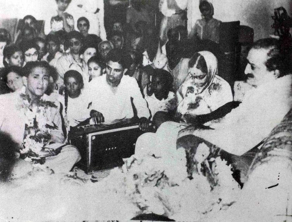 madhusudhan and subhadra pune meher baba center with meher baba