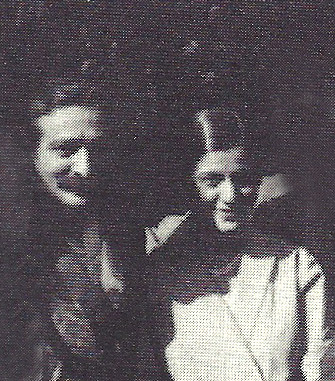 Meher Baba with Anita in New York, 1932 ; Courtesy of Lord Meher - Vol.5 p.1634