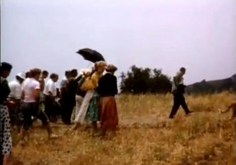 Marion Florsheim with Agnes Baron in the foreground on Meher Mount