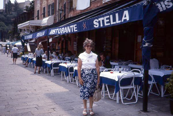 1980 France : Courtesy of Anne Giles