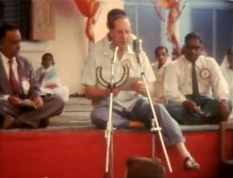 India 1965 ; East-West Gathering