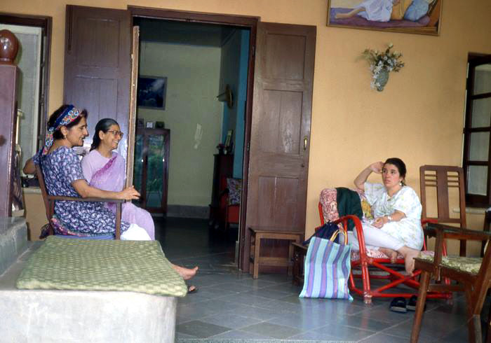 Jane at Meherazad, India with Meheru Irani & Dolly Dastur. Courtesy of Anne Giles