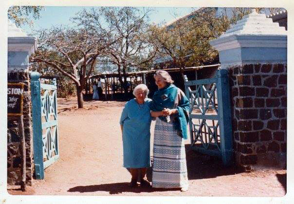 Jane with Elizabeth Patterson at Upper Meherabad, India