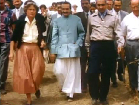 Meher Mount 1956 : Image captured by Anthony Zois from a film by Sufism Reoriented