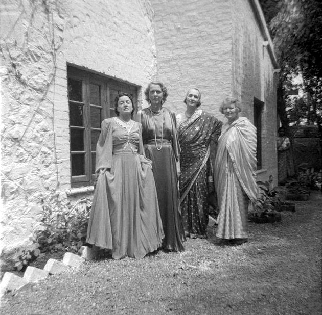 MSI Collection ; L-R : Delia, Jean, Norina & Elizabeth