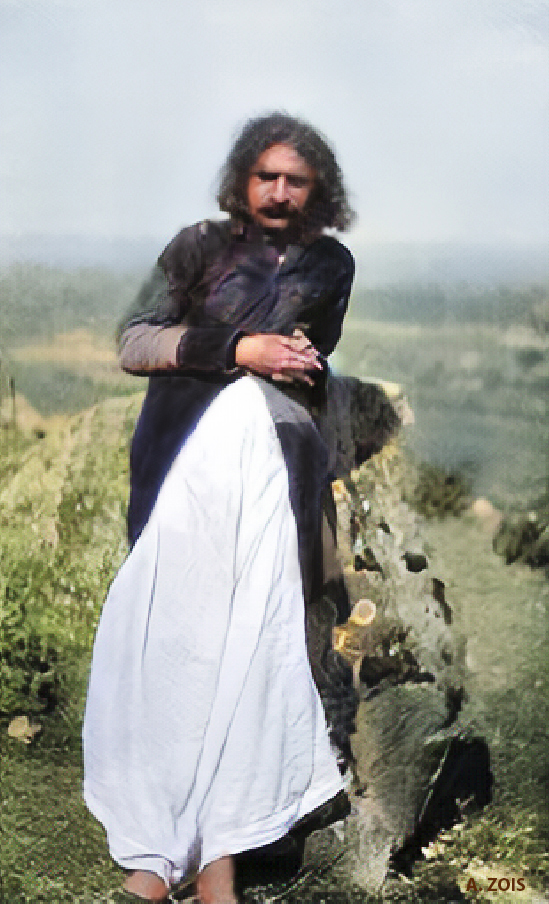 5th June 1927 : Meher Baba at Aurangabad, India.