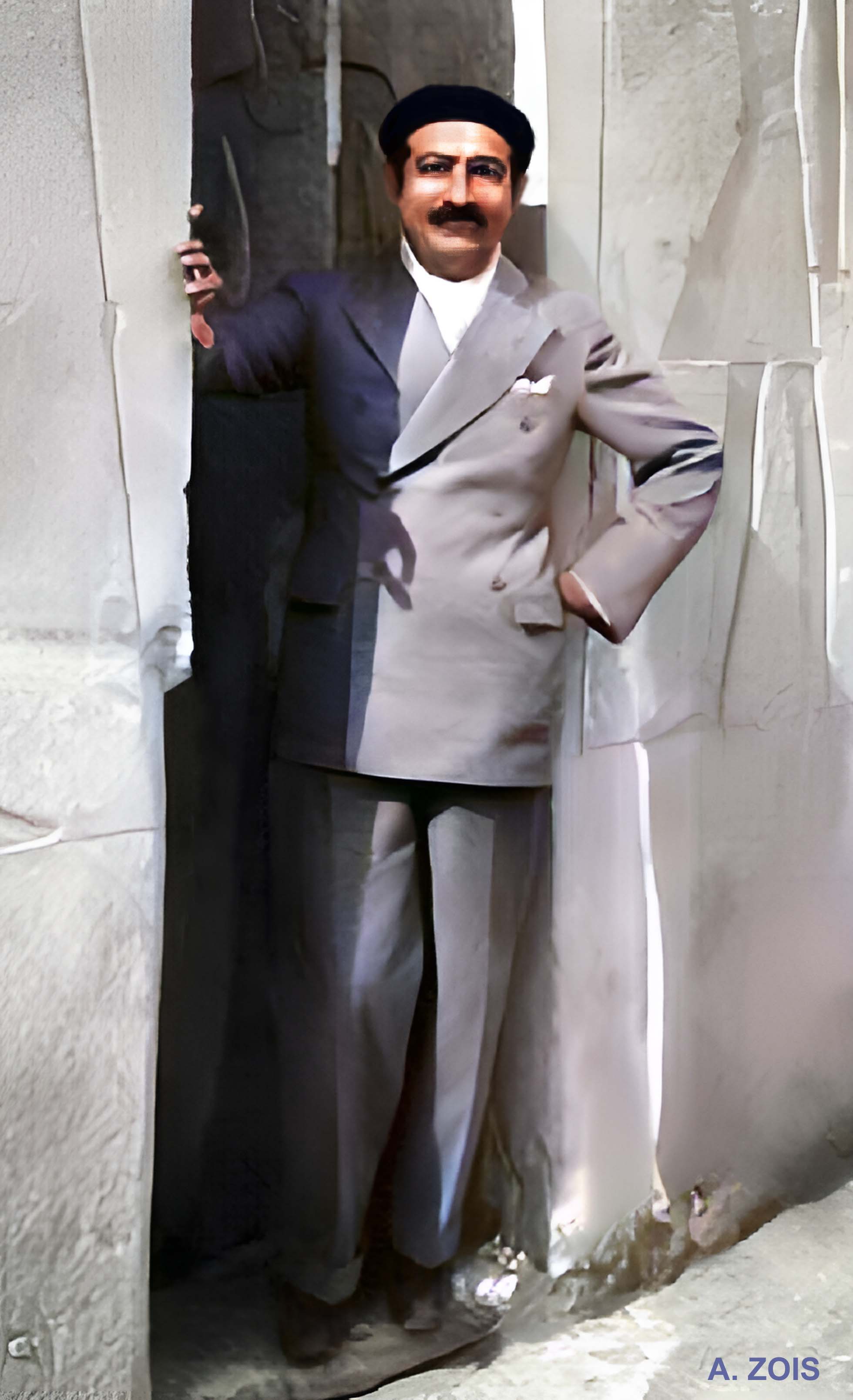 This is how Meher Baba would have looked like during his visit to Madrid. The photo was taken at Sakkara, Egypt in Dec 1932. Image trimmed & colourized by Anthony Zois.