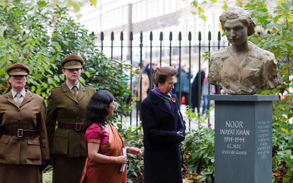 Noor's statue unveiled by The Princess Royal ( Anne ) on the 8th November 2012