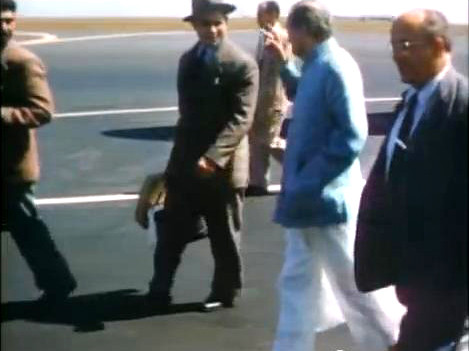 1956 : ( L-R ) Eruch, Meherjee with hat, Meher Baba and Fred Winterfeldt
