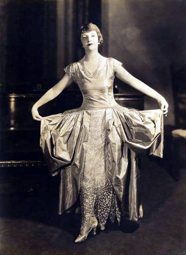 1924 - Merle Maddern as Frances Sylvester in " Expressing Willie"