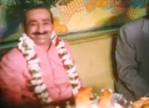 1956 ; Meher Baba at Longchamps Restaurant, Manhattan House, New York City, NY.