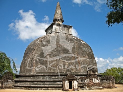 Stupa in Polonnaruwa