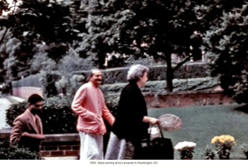 Meher Baba & Ivy Duce arriving at her home from the airport.
