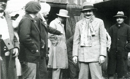 26th December 1934 : Kaka, Elizabeth, Norina, Chanji, Meher Baba, Jal (Baba's brother)