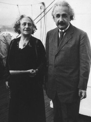 Albert Einstein & his 2nd wife Elsa in 1919. 