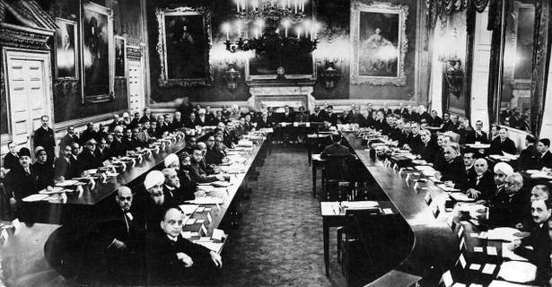 The 1st Round Table Conference in London