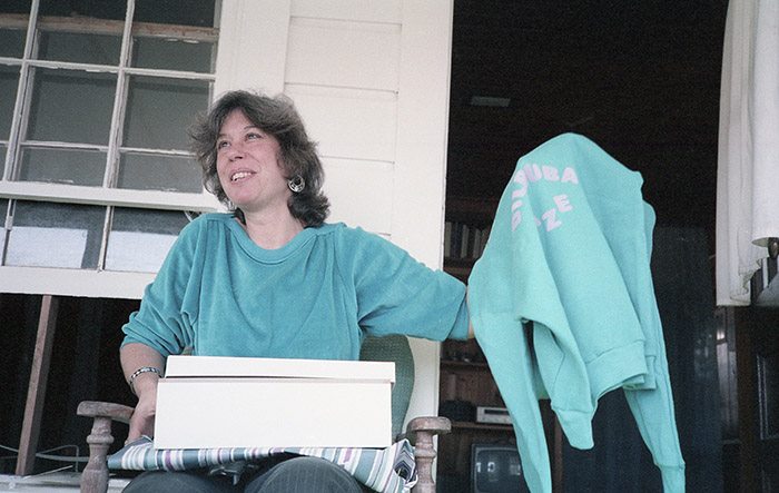 2016 : Birthday present to Lois with "Diruba Daze" on the jumper. Anne Elizabeth Giles