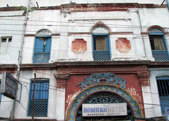 Monghuls Hotel, Howrah. This mighten be the actual one from the 1920s.