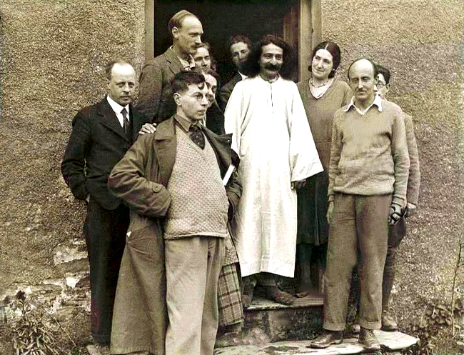  East Challocombe, England in 1932 : ( L-R ) ?,?,?,  Kenneth Ross, Margaret Starr ( half hidden ),Tom Sharpley ( behind Baba ), Anne Powee, Meredith Starr & Dick Ince