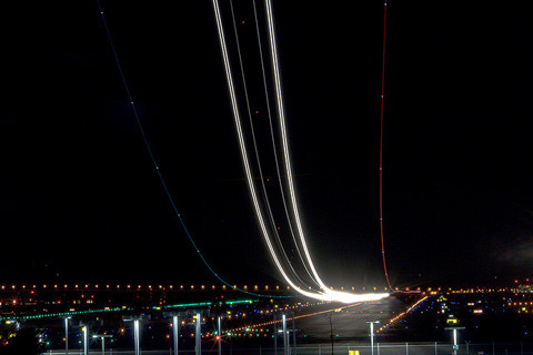 Time lapse plane ascending